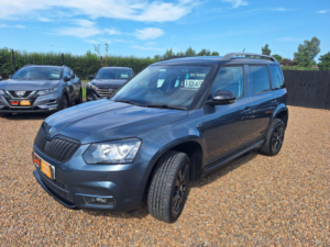 2015 Skoda Yeti 2.0 Tdi Monte Carlo 4WD Euro 6 (s/s) 5dr in Grey — image 5