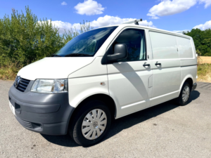 2008 Volkswagen Transporter 1.9 Tdi Pd T28 Panel Van 4dr Diesel Manual L1 H1 (214 G/km, 100 Bhp) in White — image 3