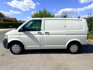2008 Volkswagen Transporter 1.9 Tdi Pd T28 Panel Van 4dr Diesel Manual L1 H1 (214 G/km, 100 Bhp) in White — image 4