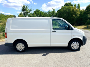 2008 Volkswagen Transporter 1.9 Tdi Pd T28 Panel Van 4dr Diesel Manual L1 H1 (214 G/km, 100 Bhp) in White — image 5