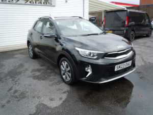 2023 Kia Stonic 1.0 T-Gdi 2 in Black — image 2