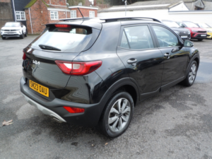 2023 Kia Stonic 1.0 T-Gdi 2 in Black — image 4