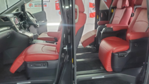 2014 Toyota Vellfire 2.4 Auto G Edition 7 Seats in Black — image 3