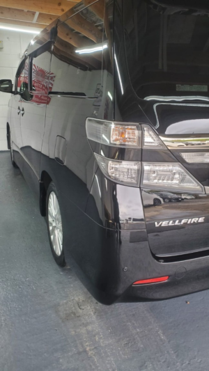 2014 Toyota Vellfire 2.4 Auto G Edition 7 Seats in Black — image 5