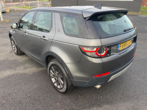 2018 Land Rover Discovery Sport 2.0 Ed4 Hse Euro 6 (s/s) 5dr (5 Seat) in Grey — image 2
