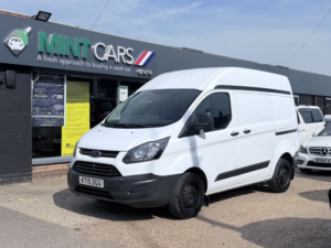 2015 Ford Transit Custom 2.2 Tdci 270 Econetic in White — image 6