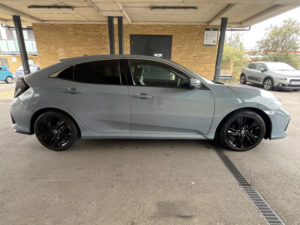 2018 Honda Civic 1.0 Vtec Turbo Ex in Grey — image 4