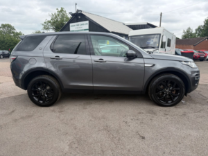 2015 Land Rover Discovery Sport 2.2 Sd4 Hse SUV 5dr Diesel Auto 4WD Euro 5 (s/s) (190 Ps) in Grey — image 5