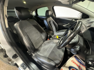 2013 Ford Mondeo 2.0 Tdci Titanium X Powershift Euro 5 5dr in Silver — image 3