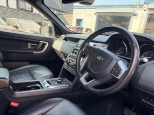 2018 Land Rover Discovery Sport Td4 Landmark in White — image 2