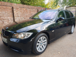 2006 BMW 3 Series 2.0 320i Se Touring Auto Euro 4 5dr in Black — image 2