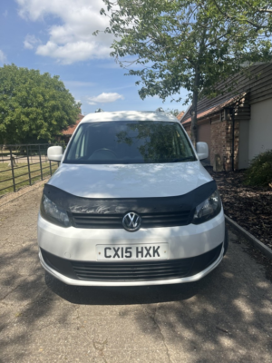 2015 Volkswagen Caddy 1.6 Tdi Bluemotion Tech C20 Trendline in White — image 2