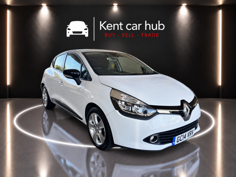 2014 Renault Clio 1.2 Dynamique Medianav 1.2 16v 75 in White — image 1