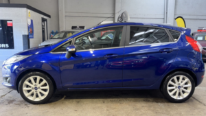 2016 Ford Fiesta 1.0 T Ecoboost Titanium Blue 5dr 1 Keeper+low Tax+8 Stamps in Blue — image 2