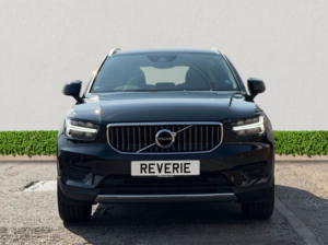 2022 Volvo Xc40 1.5h T4 Recharge 10.7kwh Inscription SUV 5dr Petrol Plug-In Hybrid Auto Euro 6 (s/s) (211 Ps) in Black — image 2