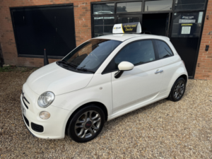 2014 Fiat 500 1.2 500 1.2 69hp S in White — image 3