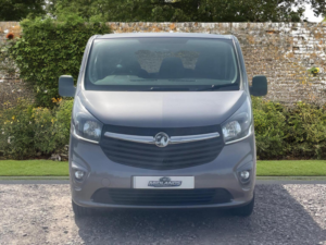 2018 Vauxhall Vivaro 1.6 Cdti 2900 Sportive L2 H1 Euro 6 5dr in Grey — image 3