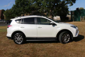 2016 Toyota Rav4 2.5 Vvt-H Excel in White — image 2