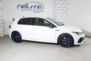 2023 Volkswagen Golf 2.0 Tsi R 20 Years Hatchback 5dr Petrol DSG 4motion Euro 6 (s/s) (333 Ps) in White — image 2