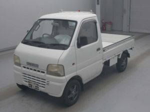 2001 Suzuki Carry Wagon Truck 4WD in White — image 3