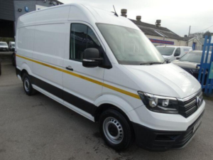 2020 Volkswagen Crafter 2.0 Tdi Cr35 Trendline Fwd Mwb Euro 6 (s/s) 5dr in White — image 3