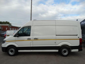2020 Volkswagen Crafter 2.0 Tdi Cr35 Trendline Fwd Mwb Euro 6 (s/s) 5dr in White — image 5