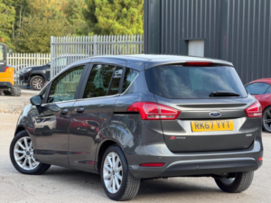 2018 Ford B-Max 1.0t Ecoboost Titanium Navigator Euro 6 5dr in Grey — image 3