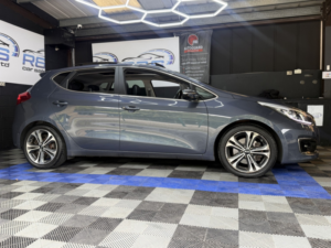 2017 Kia Ceed 1.6 Crdi 4 in Blue — image 2