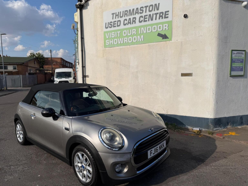 2016 MINI Convertible 1.5 Cooper Convertible 2dr Petrol Auto Euro 6 (s/s) (136 Ps) in Silver — image 1
