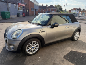 2016 MINI Convertible 1.5 Cooper Convertible 2dr Petrol Auto Euro 6 (s/s) (136 Ps) in Silver — image 6