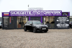 2022 MINI Hatch