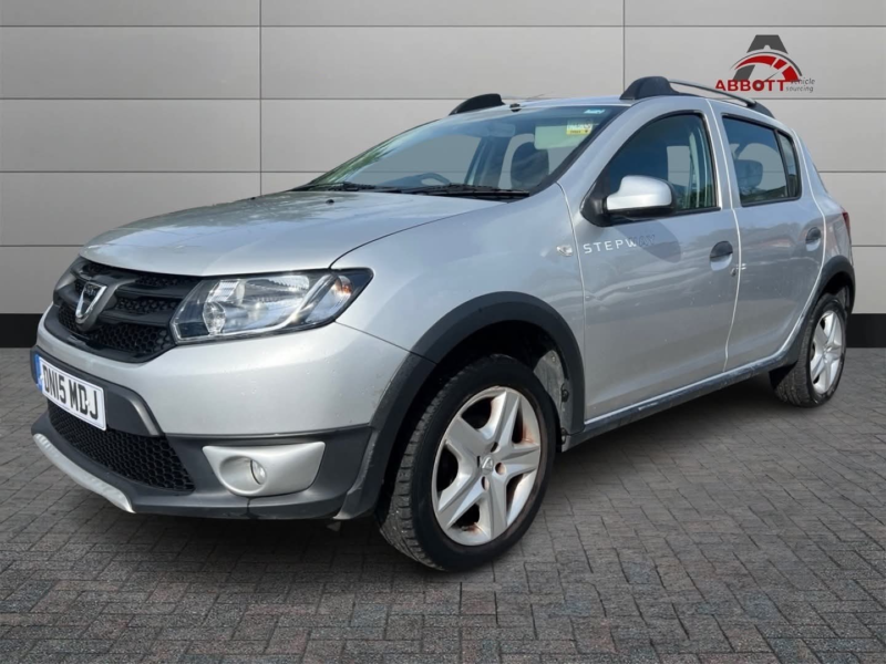 2015 Dacia Sandero Stepway 1.5 Stepway Ambiance Dci 90 in Silver — image 1