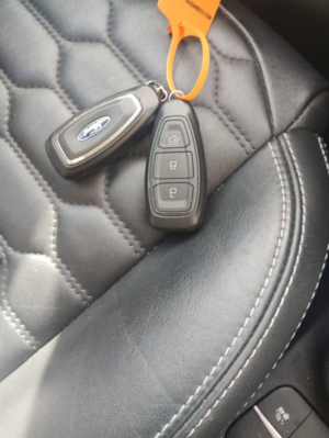 2020 Ford Fiesta 1.0 T Ecoboost Vignale Edition in Black — image 4