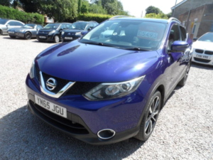 2016 Nissan Qashqai 1.5 Dci Tekna in Blue — image 3