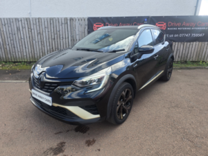 2024 Renault Captur 1.6 E-Tech Engineered Hybrid 145 Auto My22 in Black — image 3