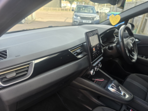 2024 Renault Captur 1.6 E-Tech Engineered Hybrid 145 Auto My22 in Black — image 6
