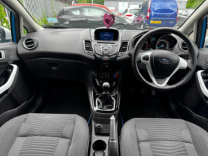 2016 Ford Fiesta 1.25 Zetec Blue Edition Euro 6 5dr in Blue — image 3