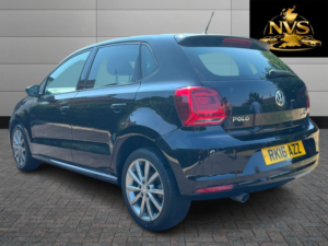 2016 Volkswagen Polo 1.2 Tsi Bluemotion Tech Se Design in Black — image 5