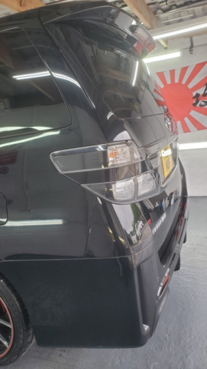 2014 Toyota Vellfire 2.4 Auto Gs Gazoo Racing in Black — image 6
