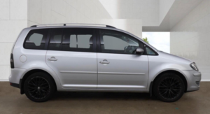 2010 Volkswagen Touran 2.0 Tdi Match 5dr (7 Seats) in Silver — image 5