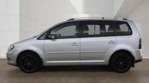 2010 Volkswagen Touran 2.0 Tdi Match 5dr (7 Seats) in Silver — image 6