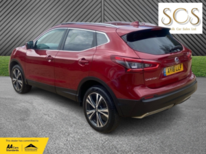 2018 Nissan Qashqai 1.2 Dig-T N-Connecta in Red — image 5