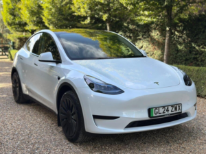 2024 Tesla Model Y Auto Rwd 5dr in White — image 2