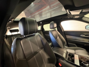 2018 Land Rover Range Rover Velar 2.0 D180 R-Dynamic Se Auto 4WD Euro 6 (s/s) 5dr in White — image 4
