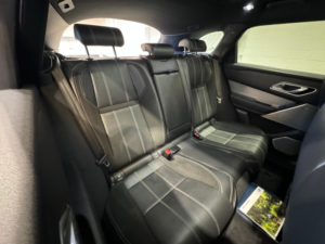 2018 Land Rover Range Rover Velar 2.0 D180 R-Dynamic Se Auto 4WD Euro 6 (s/s) 5dr in White — image 5