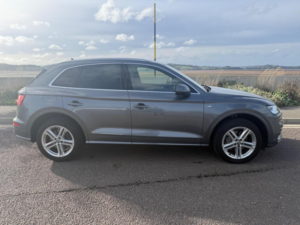 2018 Audi Q5 2.0 Tdi S Line S Tronic Quattro Euro 6 (s/s) 5dr in Grey — image 2