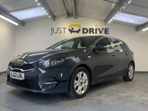 2022 Kia Ceed 1.0 T-Gdi 2 Hatchback 5dr Petrol Manual Euro 6 (s/s) (118 Bhp) in Grey — image 2