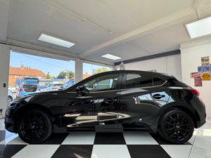 2017 Mazda Mazda3 2.0 Skyactiv-G Sport Nav Euro 6 (s/s) 5dr in Black — image 4