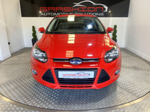 2014 Ford Focus 1.0t Ecoboost Zetec Euro 5 (s/s) 5dr in Red — image 2