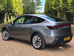 2025 Tesla Model Y 84.7kwh (dual Motor) Long Range Auto 4wde 5dr in Grey — image 6